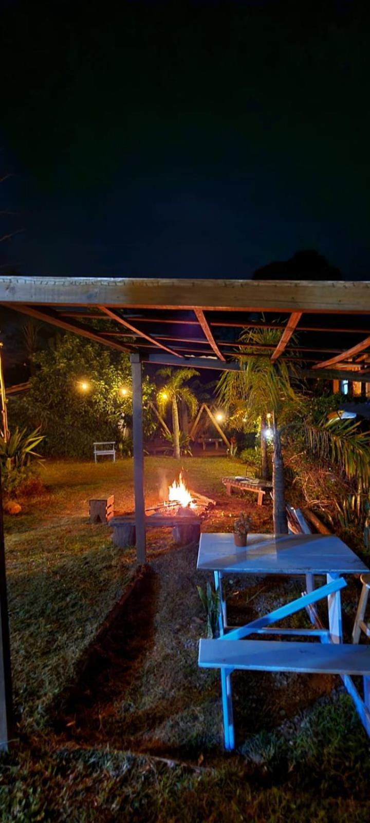 Praia Do Rosa Hostel Ngoại thất bức ảnh